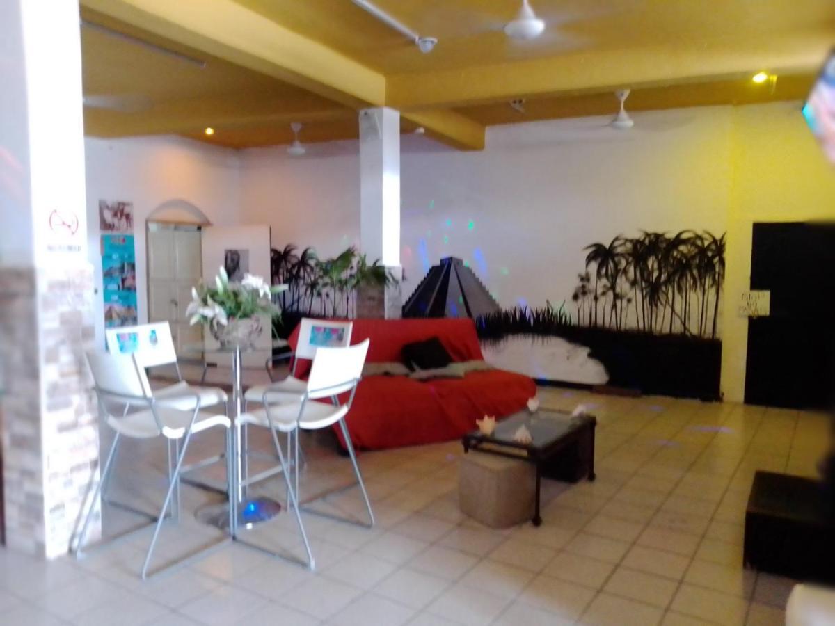Hostal Hotel Ado Cancún Exteriör bild